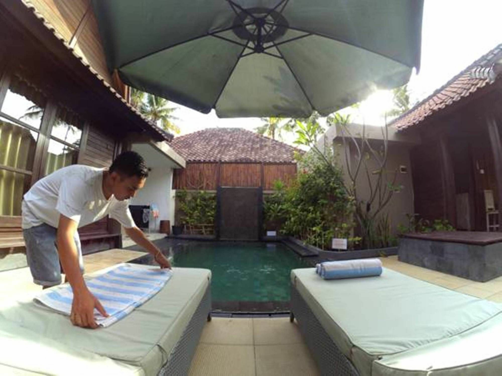 Drupadi Bungalows Gili Trawangan Exterior foto